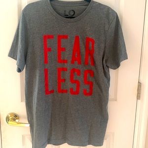 Live Original gray tshirt “fearless” size large